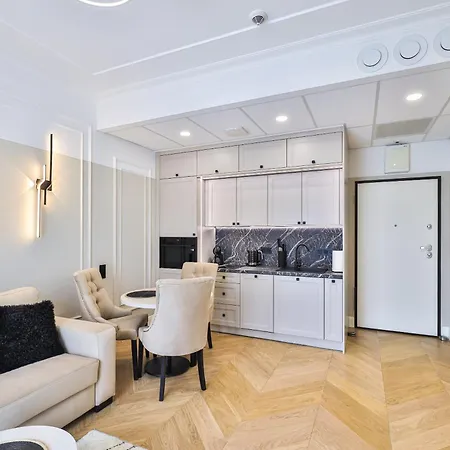 Kasprzaka 31 Deluxe & Garaz By Perfect 1004 * Warschau