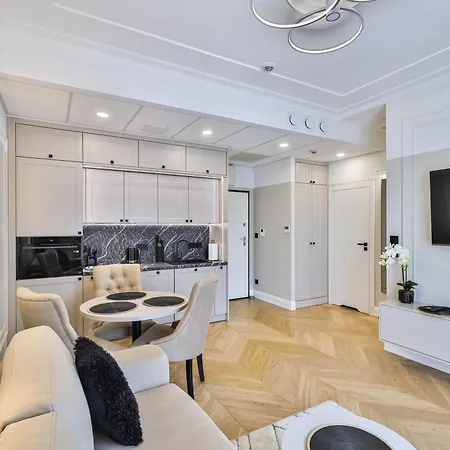 Apartman Kasprzaka 31 Deluxe & Garaz By Perfect 1004 Varsó